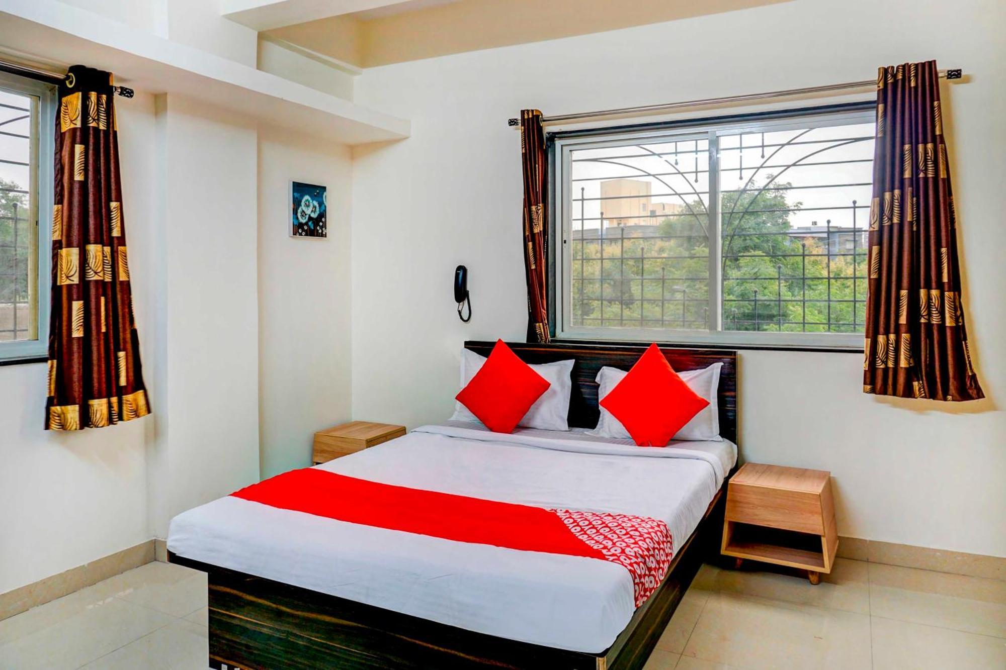 Flagship 79177 Hotel Inn Pune Exterior foto
