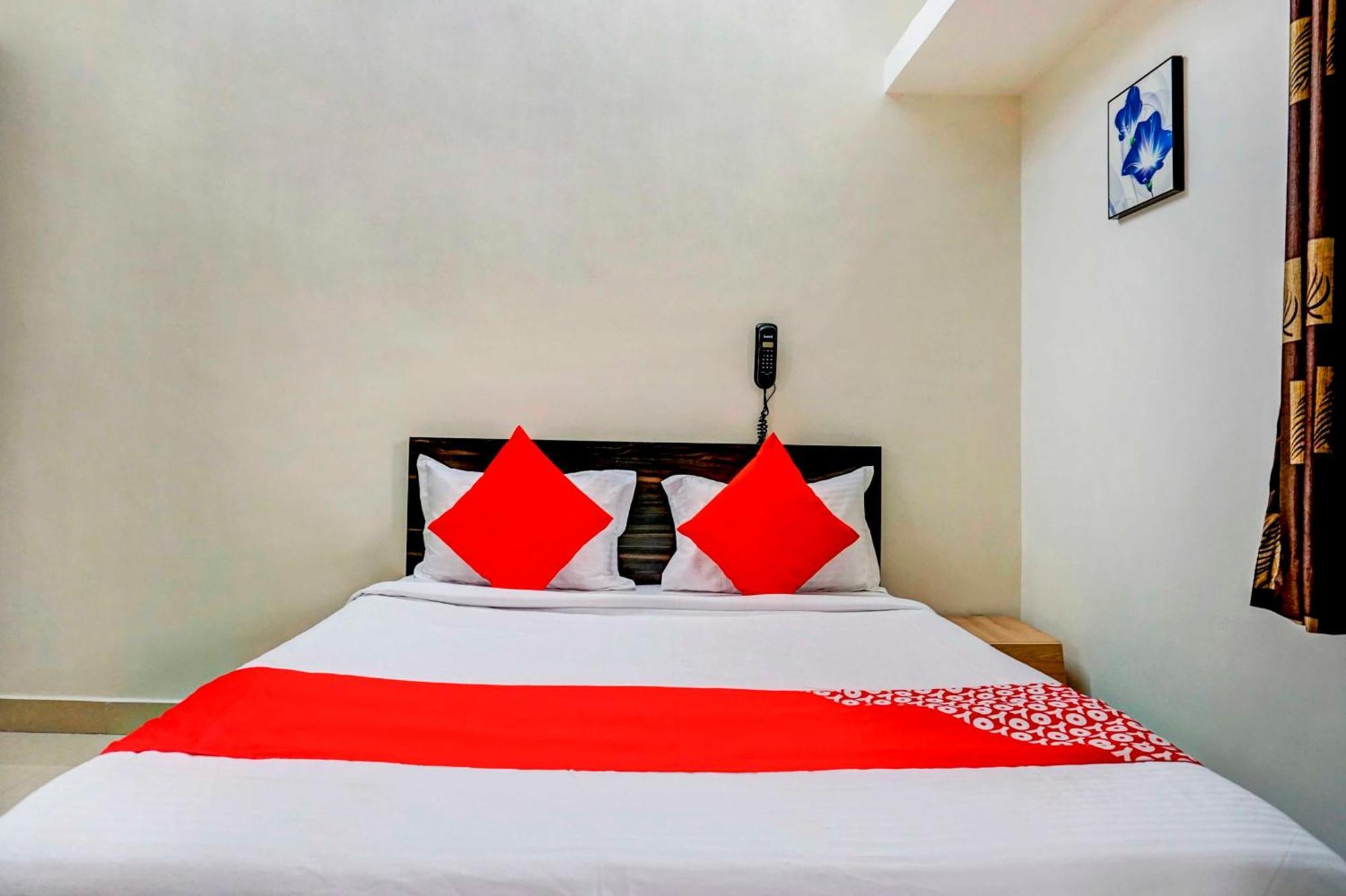 Flagship 79177 Hotel Inn Pune Exterior foto